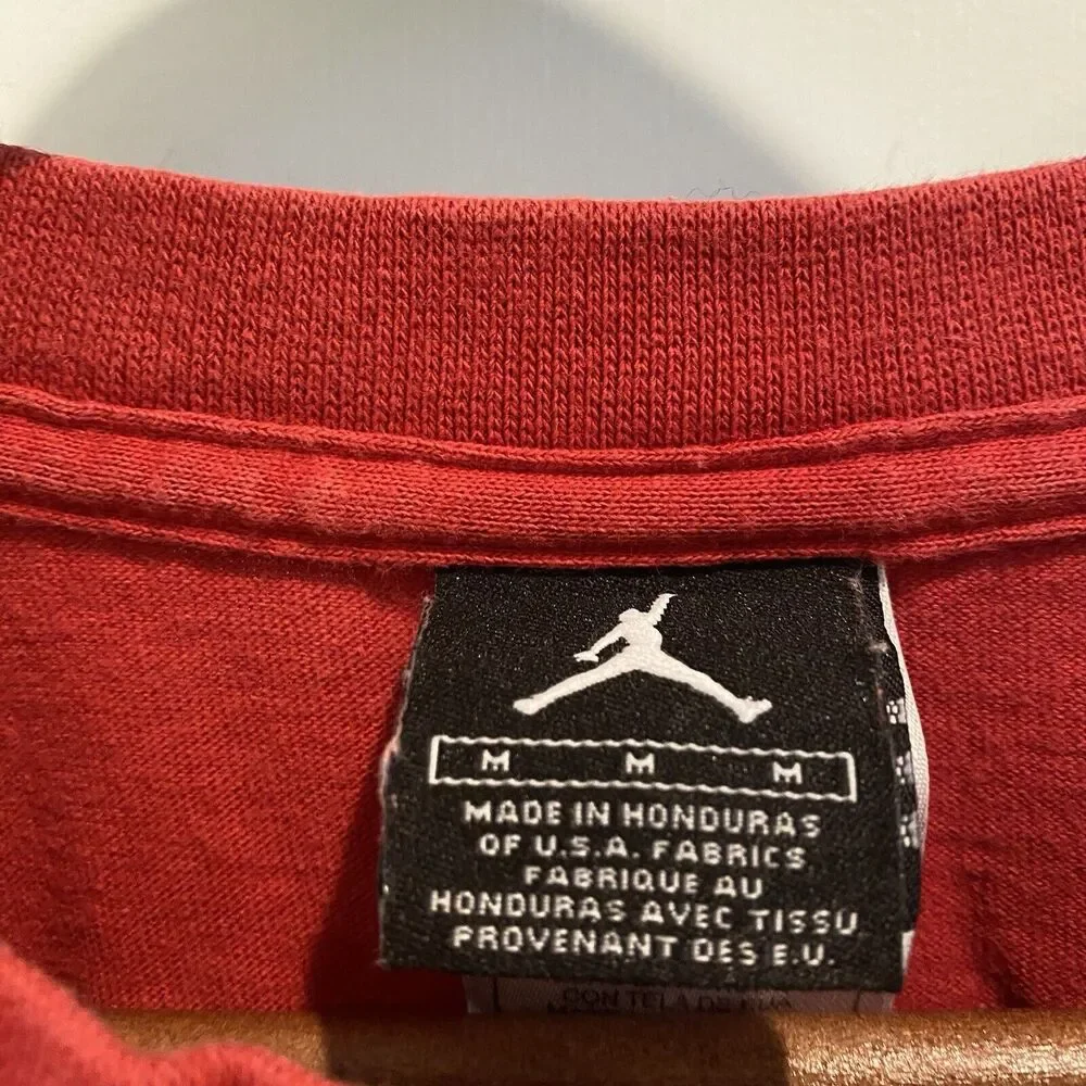 Y2K Air Jordan T-Shirt Men M Jumpman Logo‎ Red Short Sleeve Velvet #23 Honduras